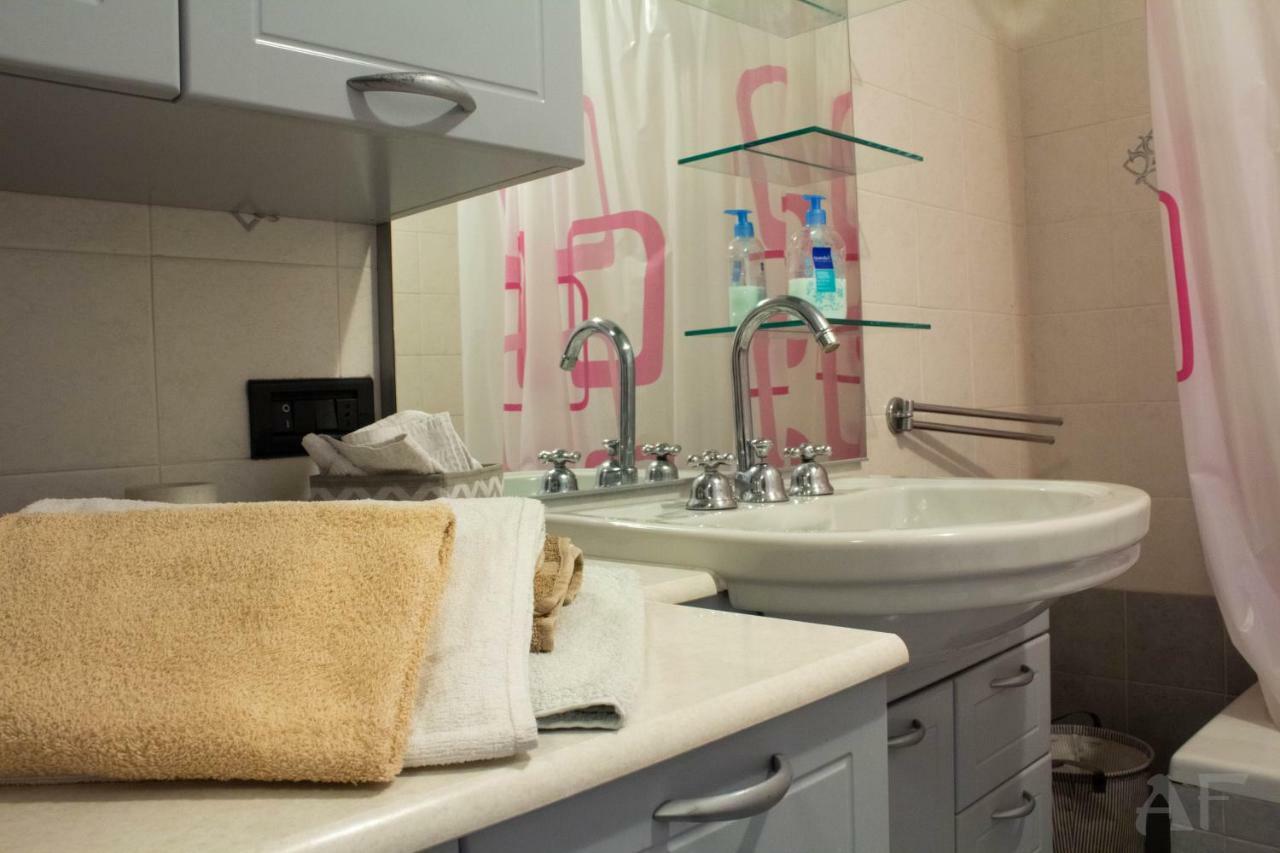 Corso San Gottardo - Darsena Flat Appartement Milaan Buitenkant foto